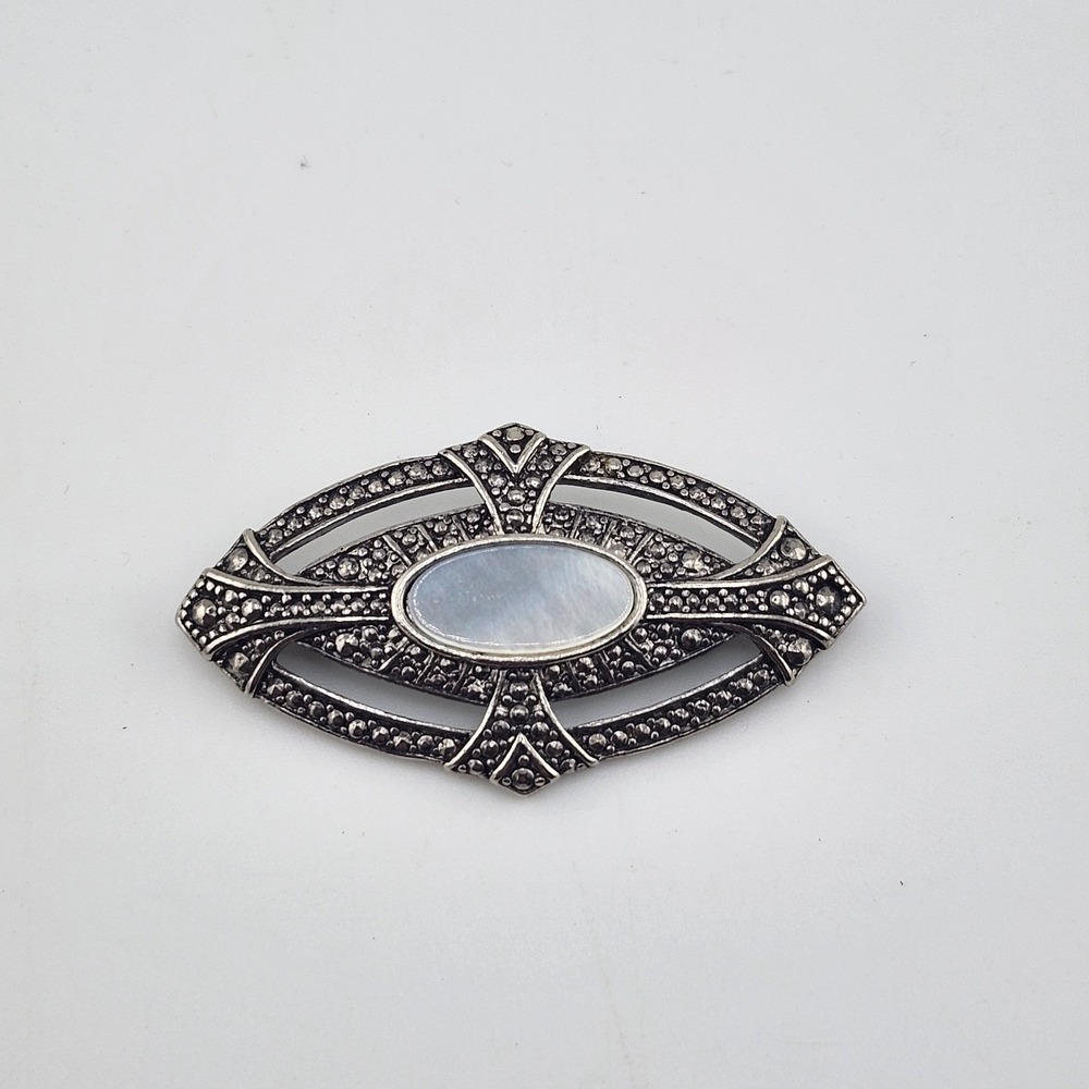 Avon Victorian Elegance Brooch Pin‎ 1987 Mother of Pearl Faux Marcasite Revival